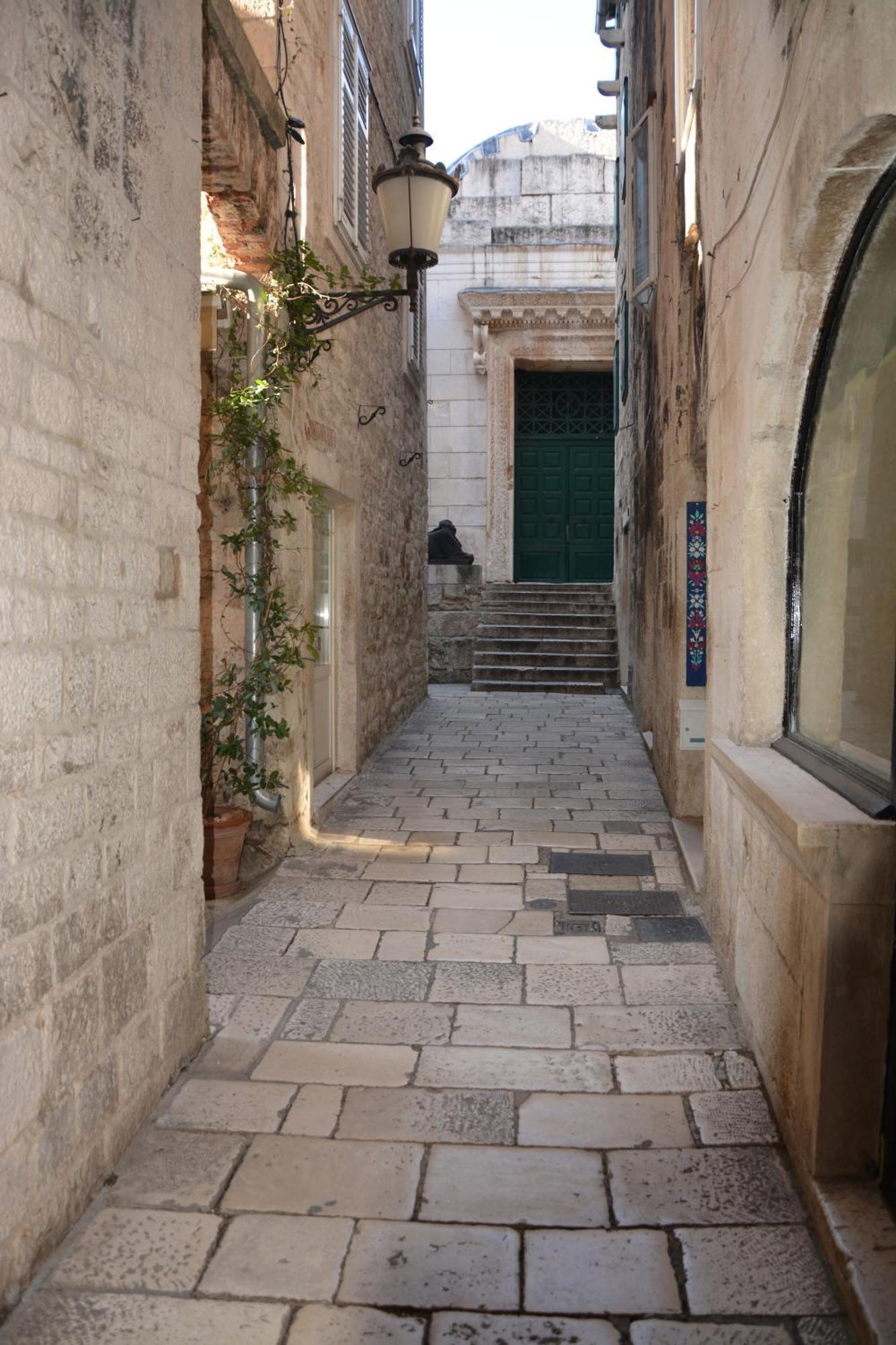 Largo Apartment In The Heart Of Diocletian Palace Split Buitenkant foto