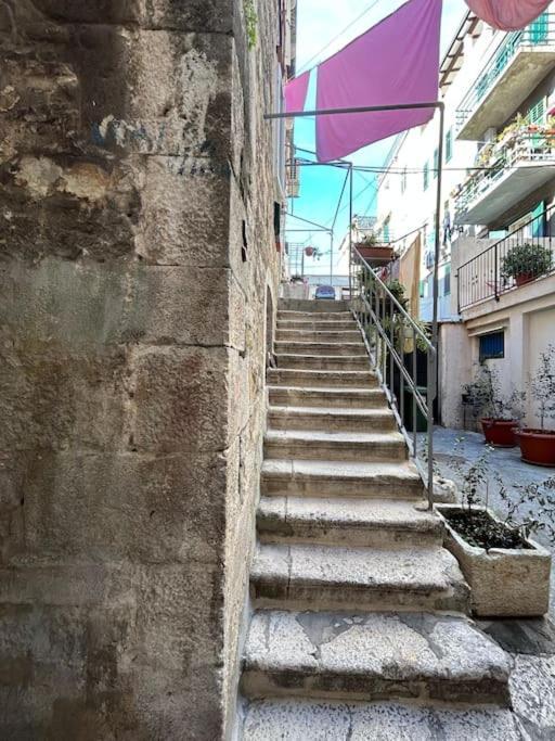 Largo Apartment In The Heart Of Diocletian Palace Split Buitenkant foto